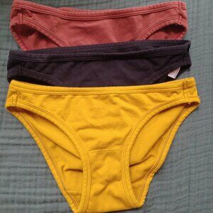 ARQ size small bikini